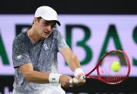 João Fonseca luta até o fim, mas Sinner vence nas oitavas de Indian Wells