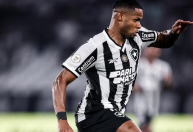 Atlético-MG e Botafogo se aproximam de acerto por Júnior Santos; saiba mais