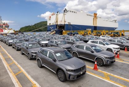 Primeiro lote do Renault Koleos chega ao Brasil e entregas são para abril