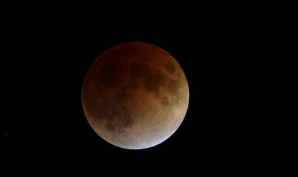LUA DE SANGUE (2)