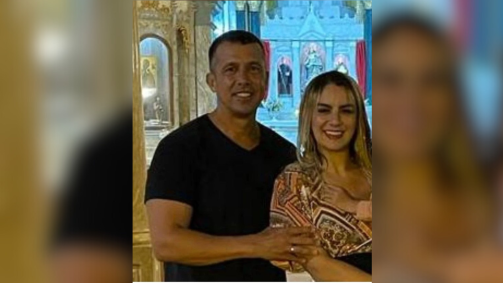 Tenente-Coronel Geraldo Neto ao lado da esposa PM Gisele Alves Santana