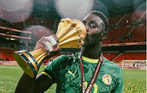 Niakhaté comemora título da Copa Africana de Nações
