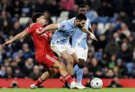 Manchester City tropeça em casa e cede empate ao Forest na Premier League