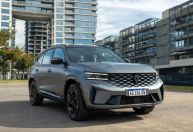 Renault Koleos é 1º híbrido da marca no Brasil e tem porte de Commander