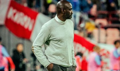 Otto Addo é demitido da seleção de Gana a 72 dias da Copa