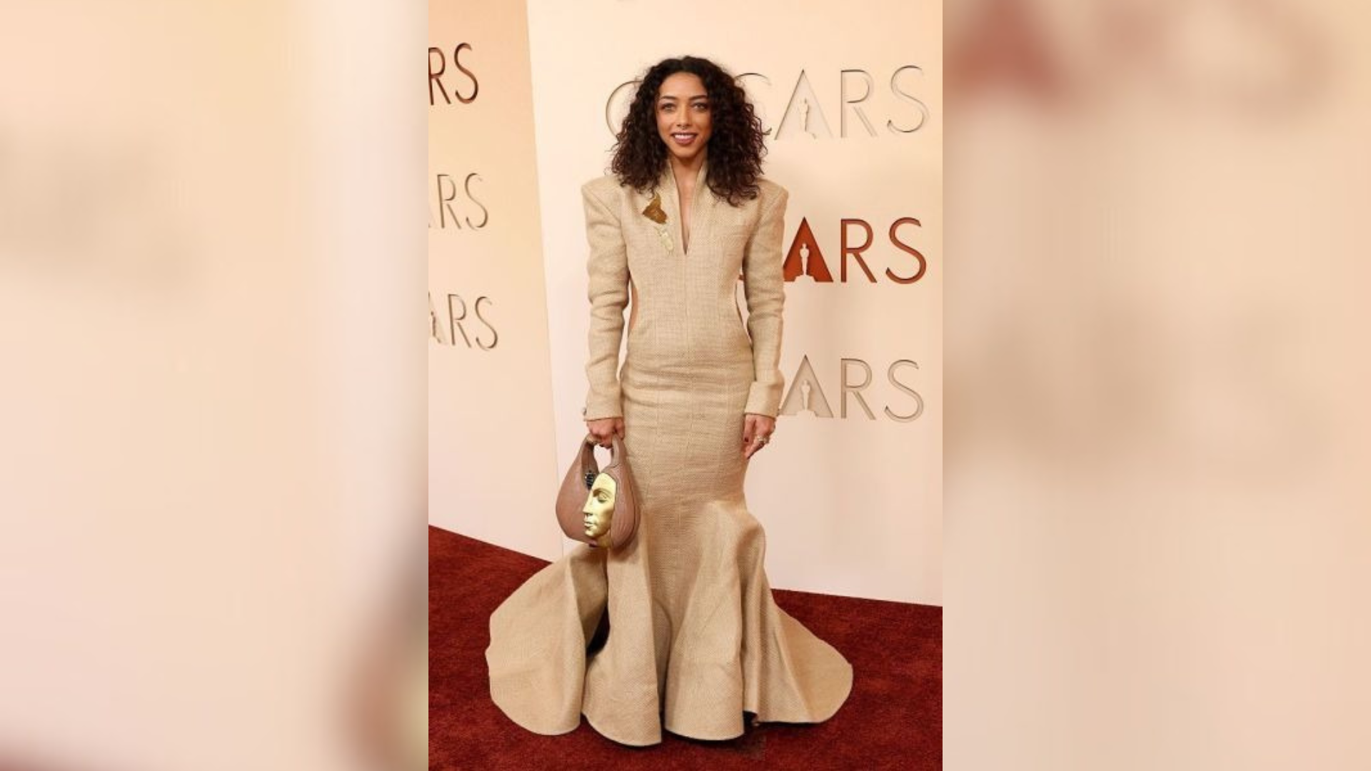 Imagem de destaque do post: Alice Carvalho vai ao Oscar com bolsa avaliada em R$ 7,1 mil