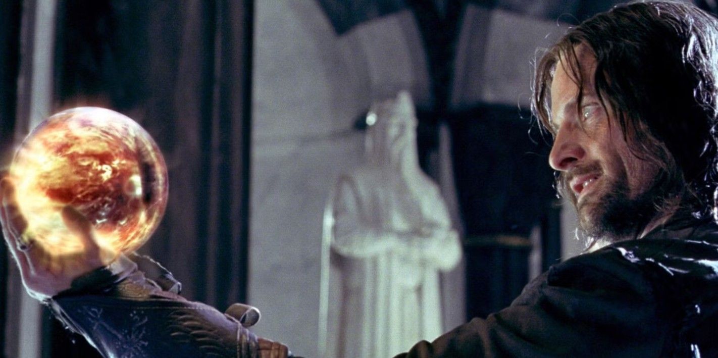 Em "O Senhor dos Anéis", o objeto mágico Palantir foi utilizado pelo mago das trevas Saruman • Reprodução/New Line Cinema