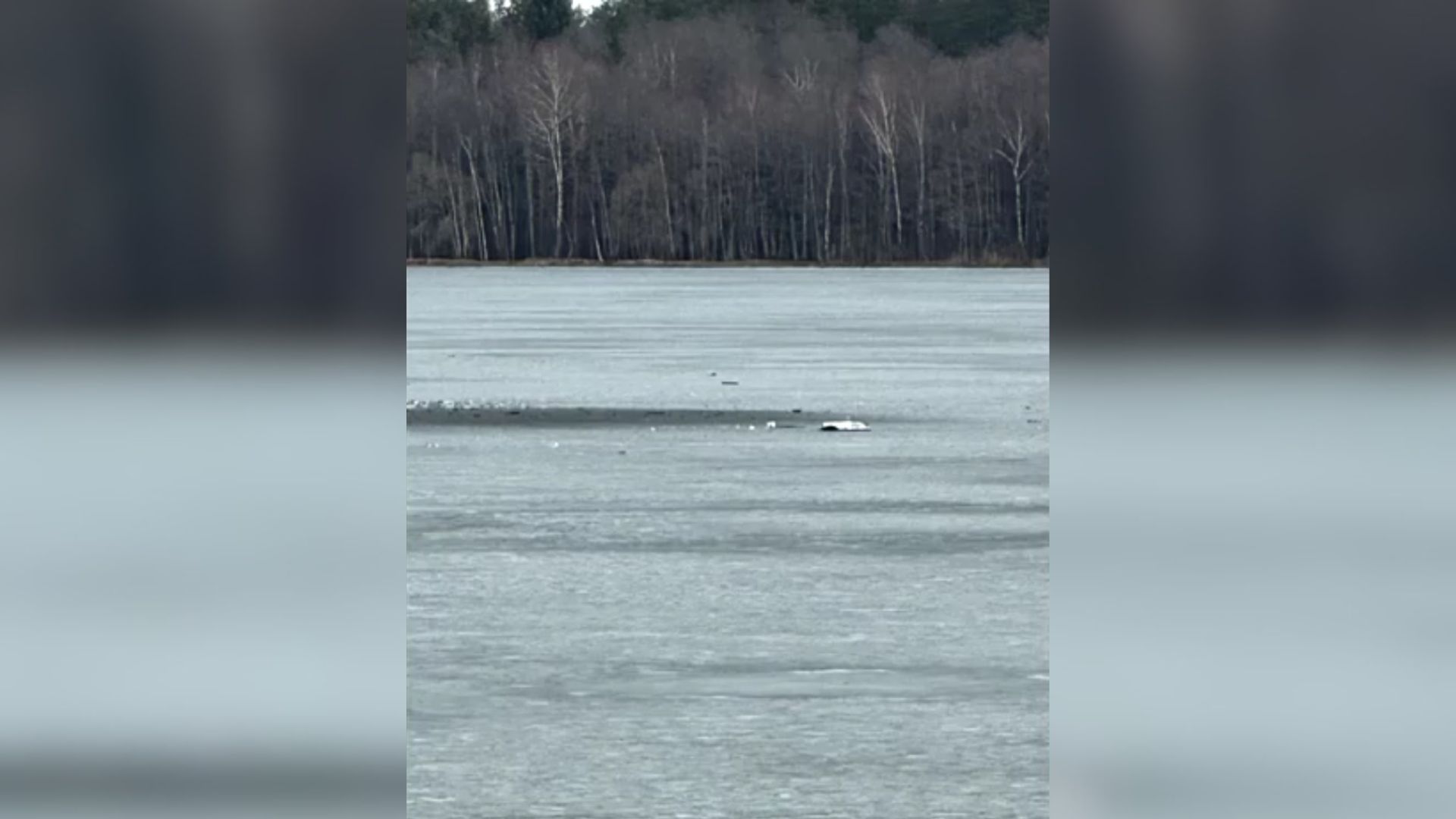 Pedaços de drone em lago congelado na Lituânia a cerca de 20 km da fronteira com Belarus