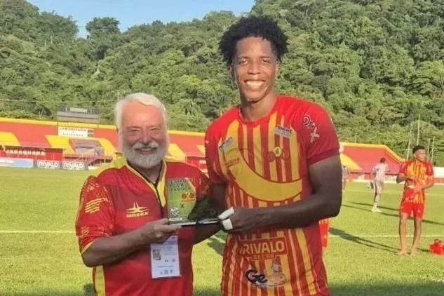 Perea foi o destaque da partida