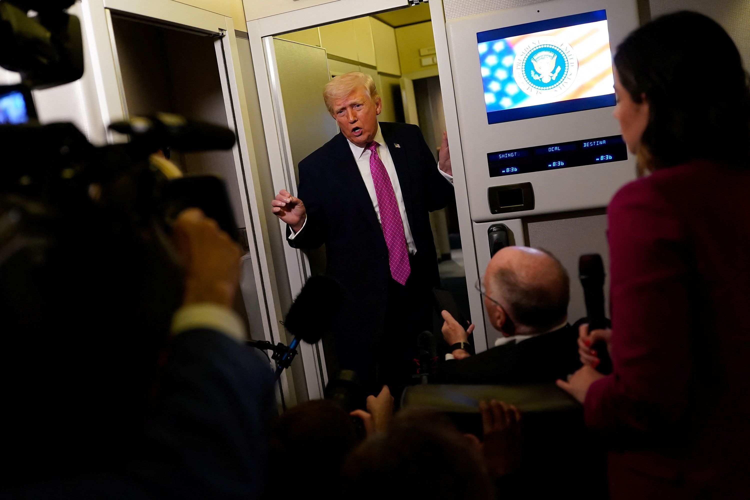 Presidente dos EUA, Donald Trump, a bordo do Air Force One