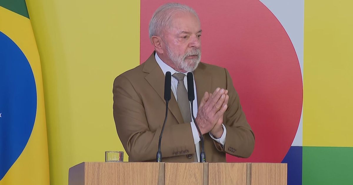 Em aceno a evangélicos, Lula fala em compromisso “cristão” contra fascismo