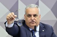 Relator da CPMI pede indiciamento de ex-ministros de Lula e Bolsonaro