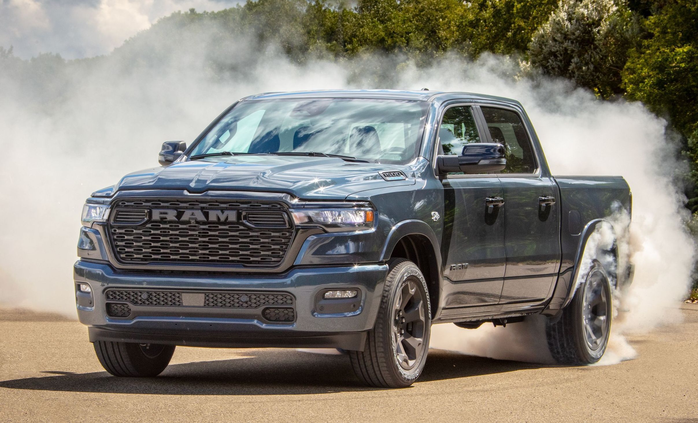 Ram 1500 Big Horn 2026: motor V8 está de volta com o 5.7 HEMI