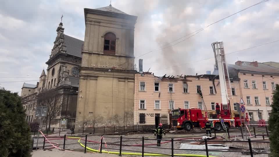 At least 17 injured in Russian drone attack on Lviv, says mayor
