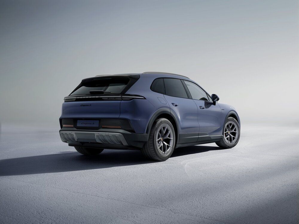 Porsche Cayenne S Electric
