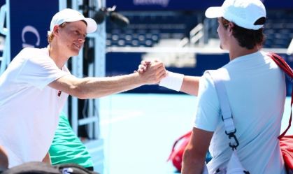 João Fonseca e Jannik Sinner, em treinamento nos Estados Unidos