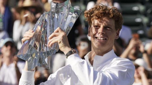 Sinner credita título de Indian Wells à preparação no calor