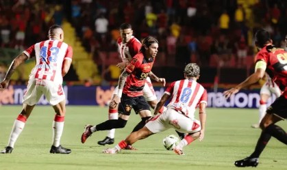 Sport e Náutico empatam na final do Pernambucano