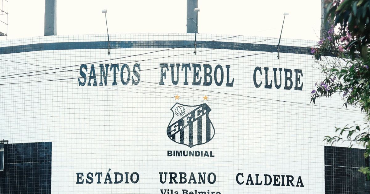 Santos x Corinthians: escalações e onde assistir ao clássico do Brasileirão