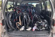 Ciclistas são atropelados durante treino no RS; um passou por cirurgia