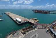 Oncorp muda estratégia em terminal de GNL em Suape após firmar parceria