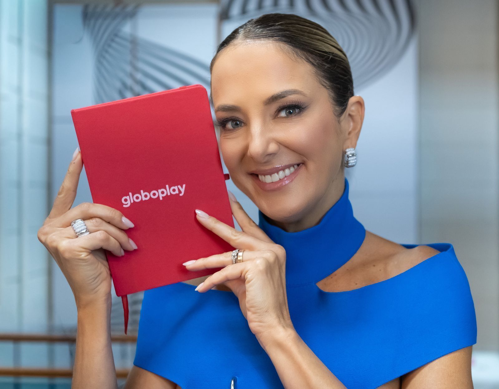 Ticiane Pinheiro assina contrato com a Globo • Globo/Estevam Avellar