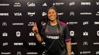 Estrela do Corinthians critica fim de projetos no futebol feminino