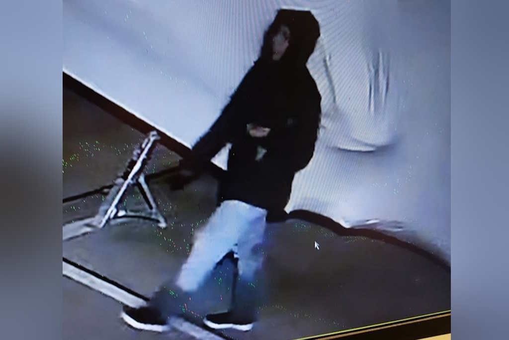 Polícia britânica investiga barco possivelmente ligado à brasileira desaparecida