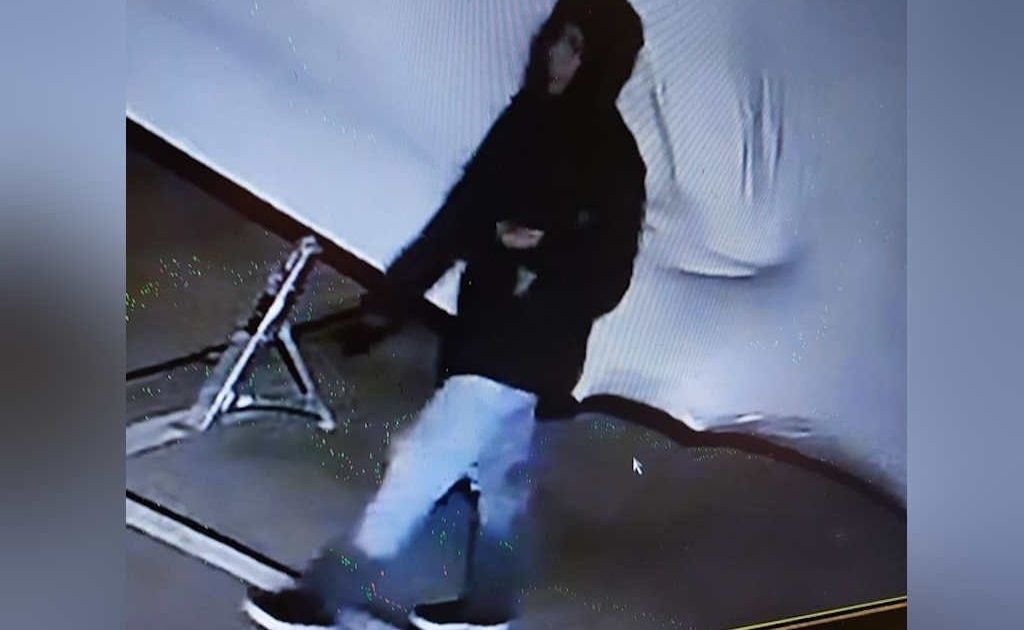 Brasileira desaparecida na Inglaterra: polícia apura novas pistas em barco