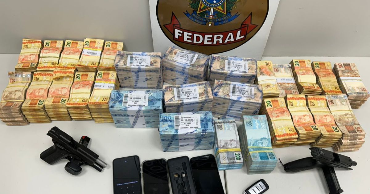 R$ 800 mil são apreendidos e cinco presos em ação da PF no RJ