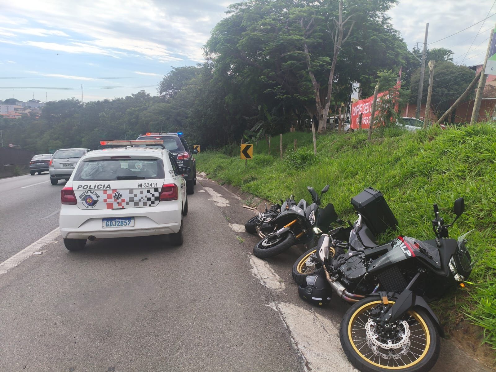 ROUBO MOTOCICLETAS RODOVIA RAPOSO TAVARES