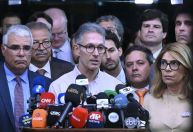 Zema descarta ser vice de Flávio e rejeita aliança com União e PP