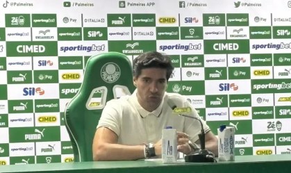 Abel Ferreira opina sobre calendário do Palmeiras