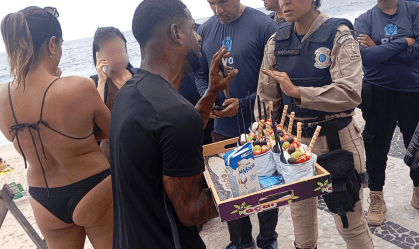 Golpe do açaí: ambulante tenta cobrar R$ 7 mil por dois potes no Rio