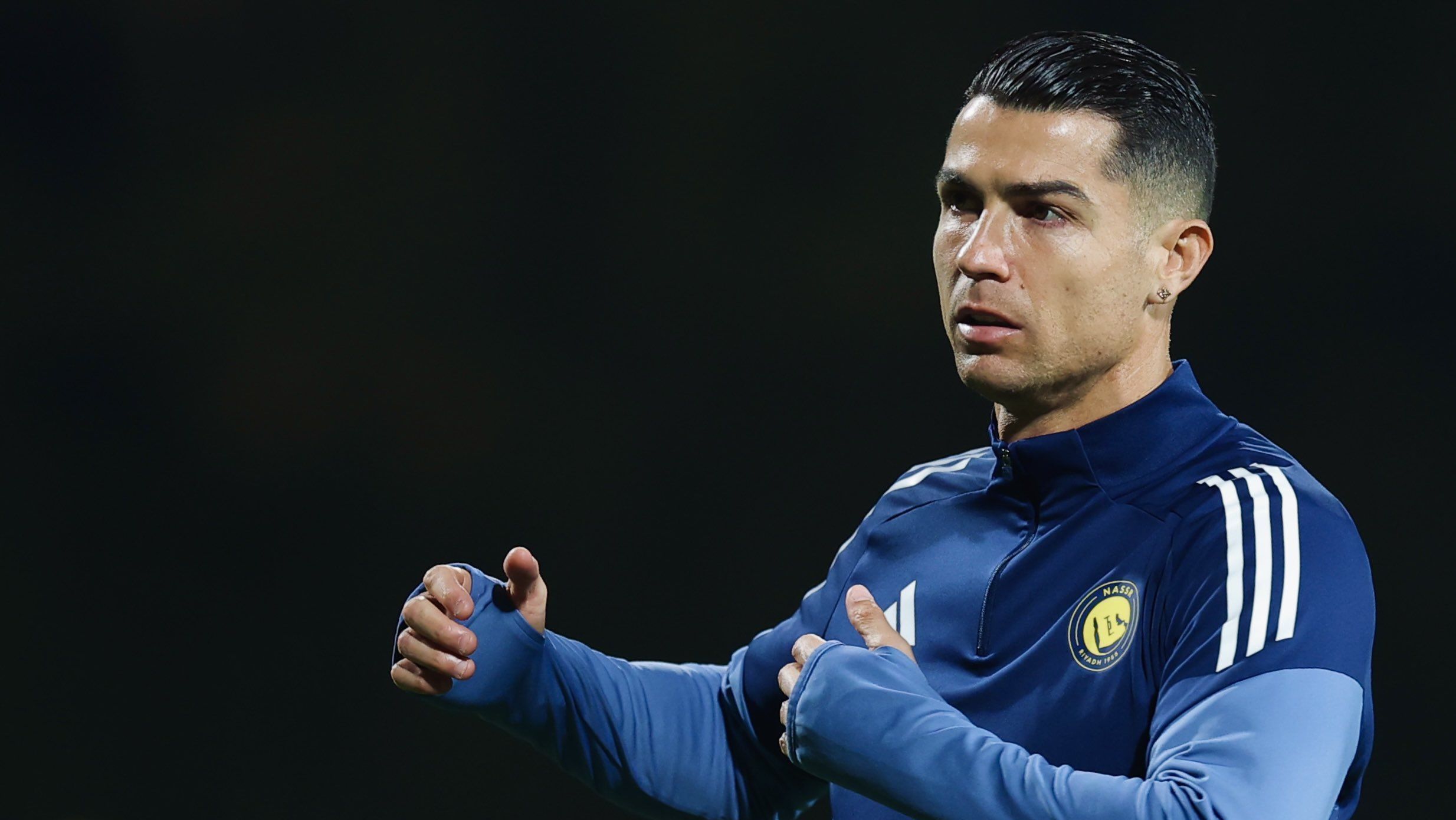 Cristiano Ronaldo vai ser examinado