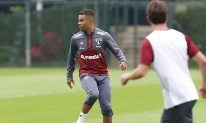 Fluminense avança em acordo com São Paulo para a contratação de volante