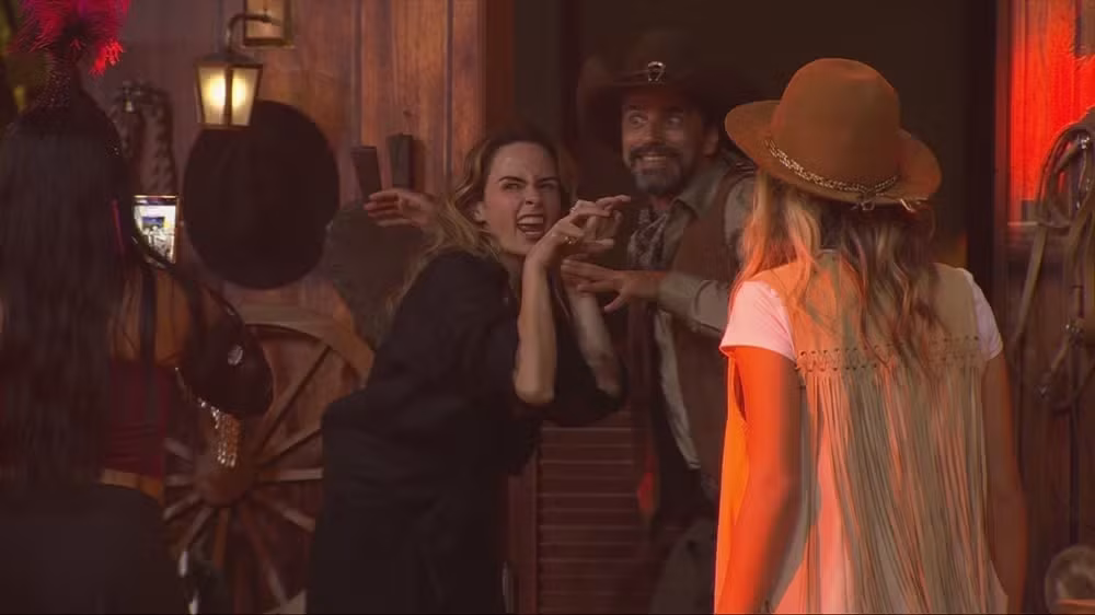 BBB 26: Ana Paula vence Barrado no Baile e volta à festa ao som de Rita Lee