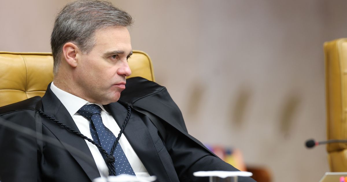 Reunião de cúpula da CPMI do INSS com Mendonça termina sem avanços práticos