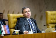 Mendonça autoriza ex-sócio de Vorcaro a faltar à CPMI do INSS