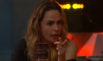 Imagem de destaque do post: Ana Paula Renault analisa sister no BBB 26: "Muda postura e tom de voz"