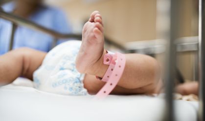 Médicos poderão contar com a ajuda da IA para medir nível de dor de bebês internados