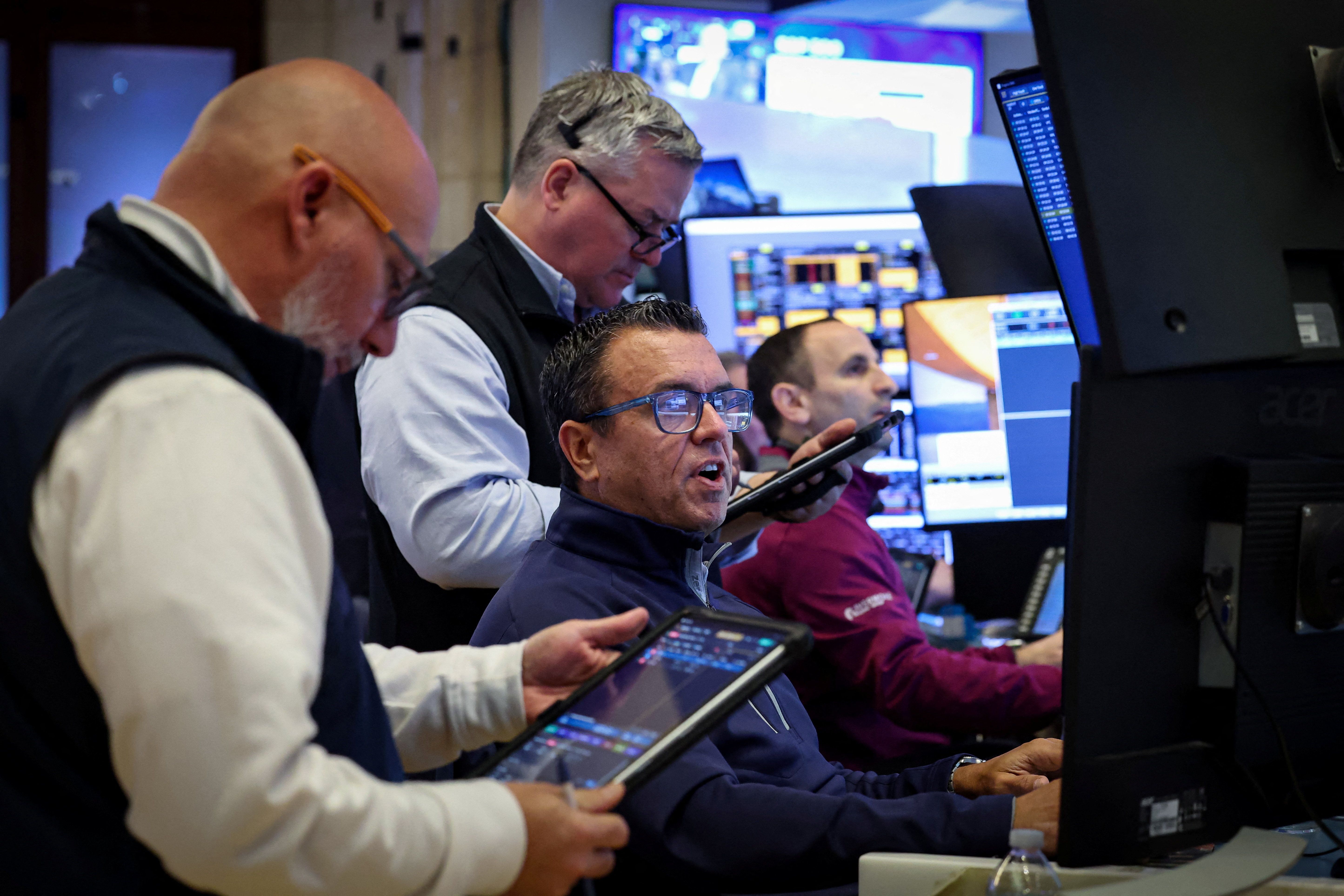 Operadores na bolsa de Nova York em 06/03/2026