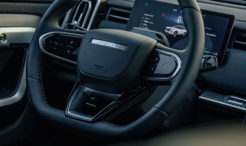 Comandos no volante do Jaecoo 7 • Divulgação