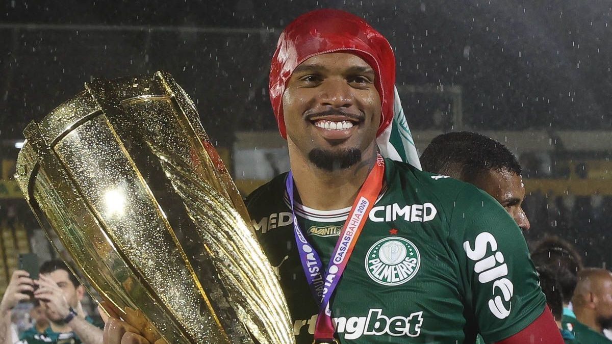 Carlos Miguel foi eleito o melhor goleiro do Paulistão