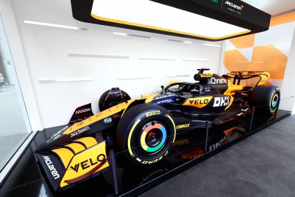 Carro da McLaren com o patrocínio da Velo
