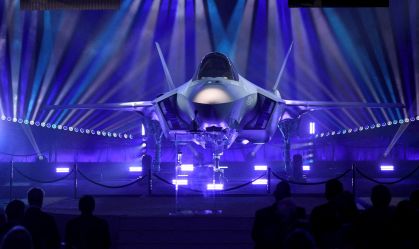 Cerimônia de apresentação dos caças F-35 encomendados pela Finlândia nas instalações da Lockheed Martin Aeronautics