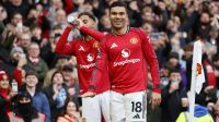 Brasileiros brilham, e Manchester United bate Aston Villa na Premier League
