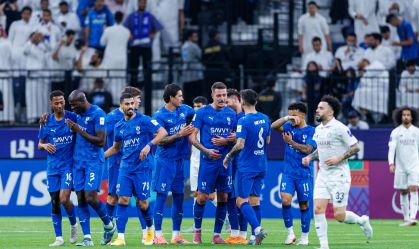 Jogadores do Al-Hilal comemoram gol contra o Al Sadd na Champions League da Ásia