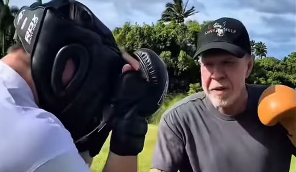 chuck-norris-boxe