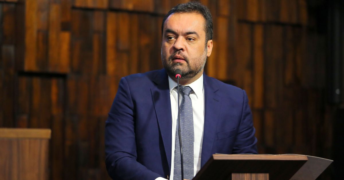 Sonegação e fraude: entenda operação da PF que mira Castro e dono da Refit